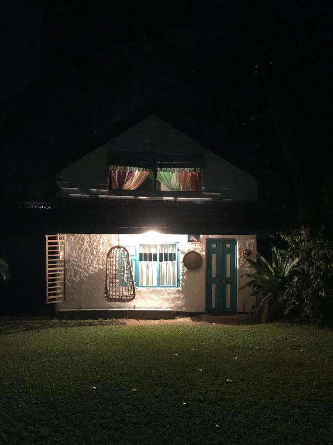 The Kandyan Manor By Bhathiya & Suzy Exterior photo