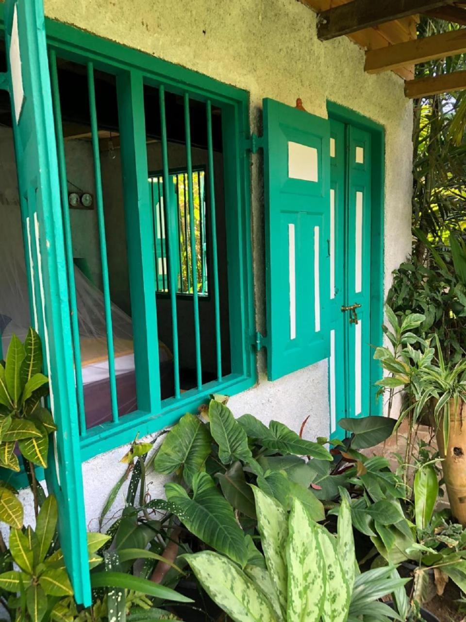 The Kandyan Manor By Bhathiya & Suzy Exterior photo